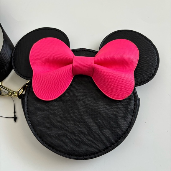 Bioworld Disney Minnie Mouse Black Polka Dot Crossbody Coin Pouch Set NWT - Picture 4 of 16
